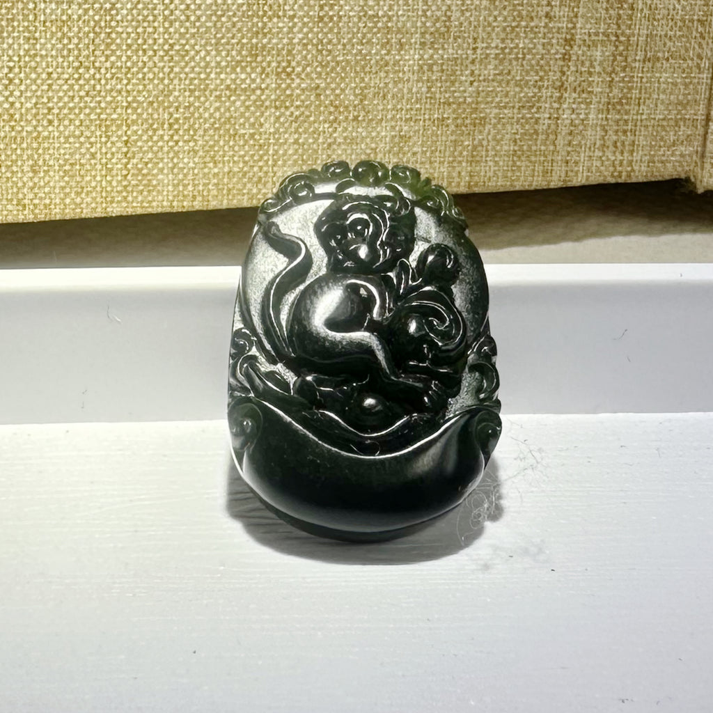 泰山碧玉·生肖牌