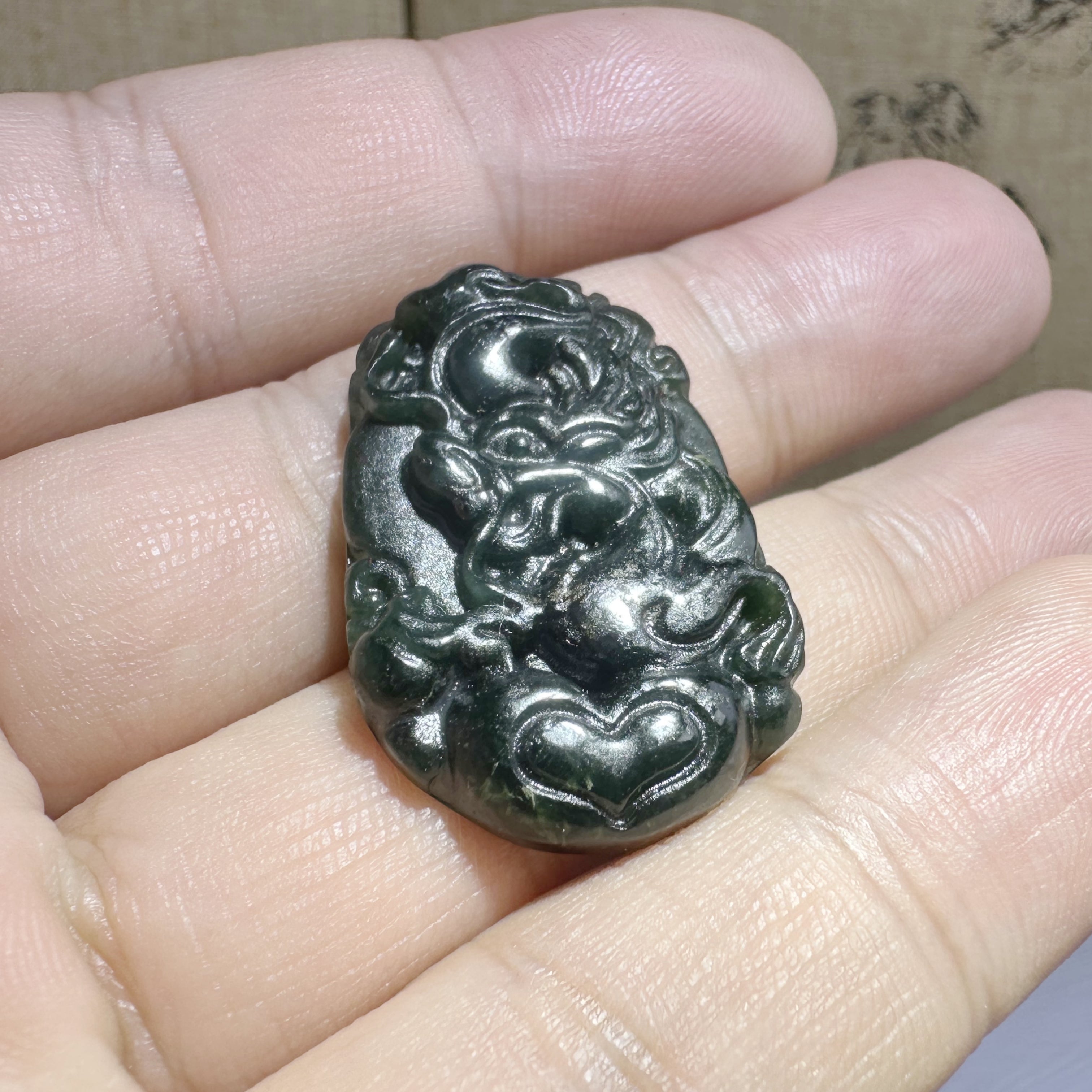 泰山碧玉·生肖牌