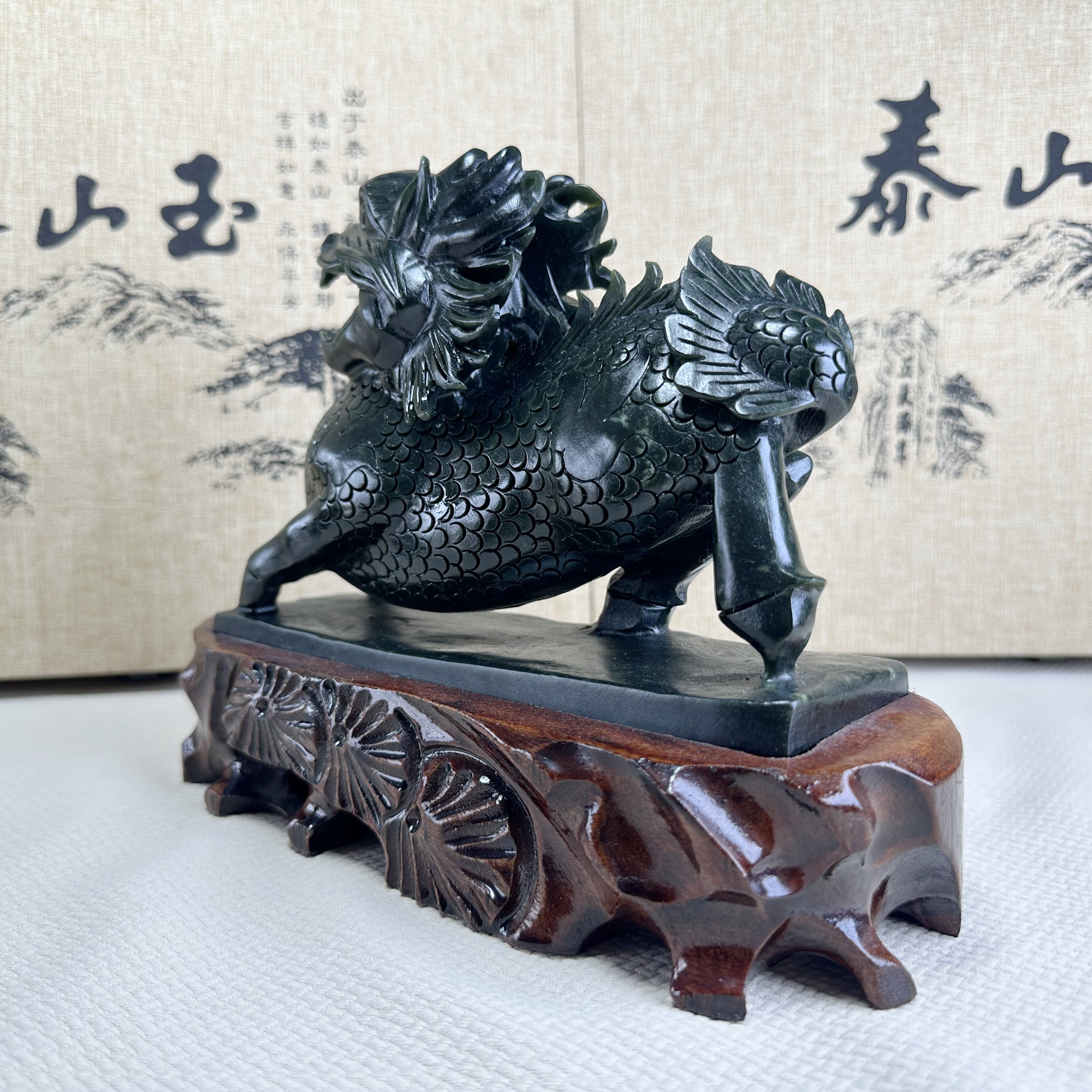 泰山碧玉·麒麟