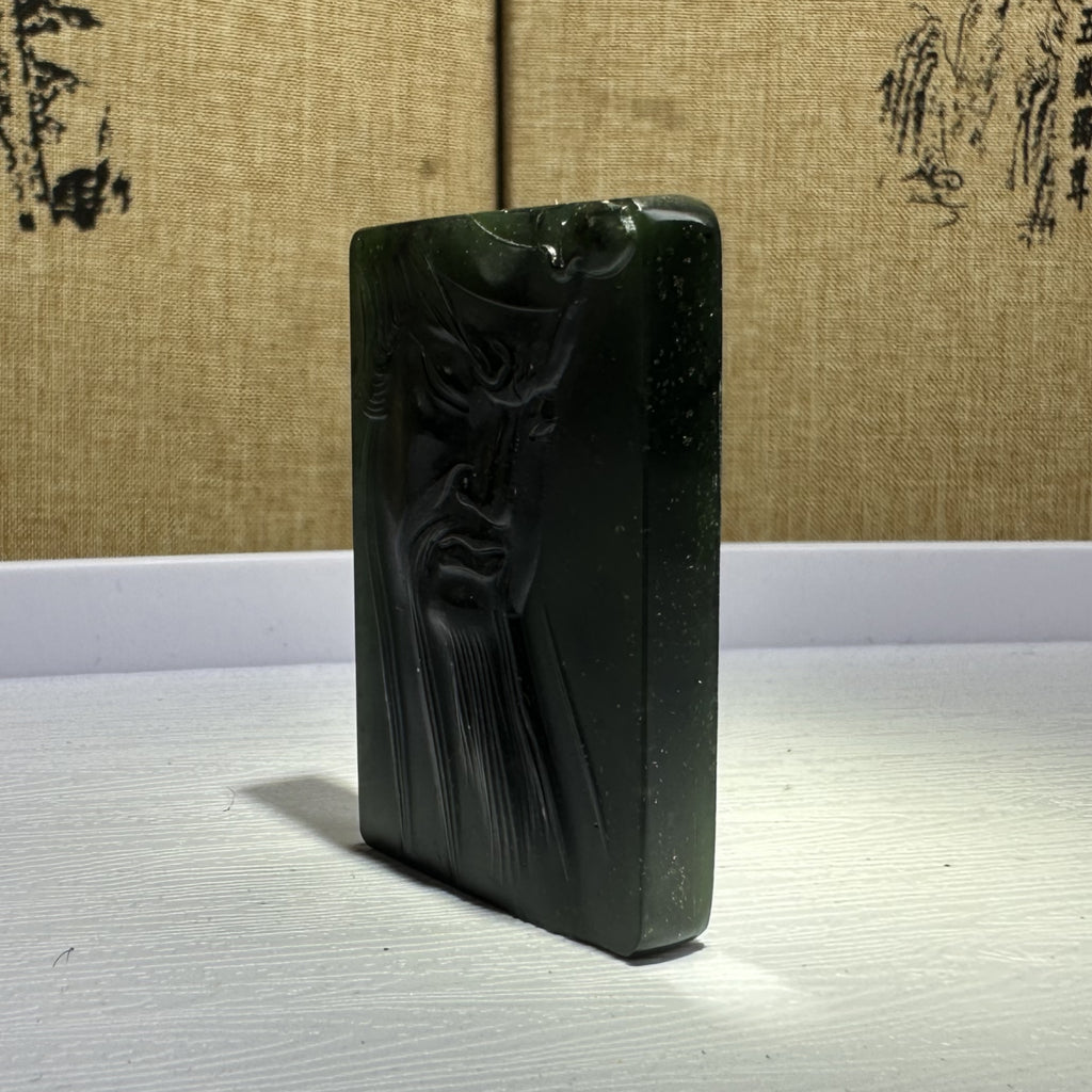 泰山碧玉·关公牌