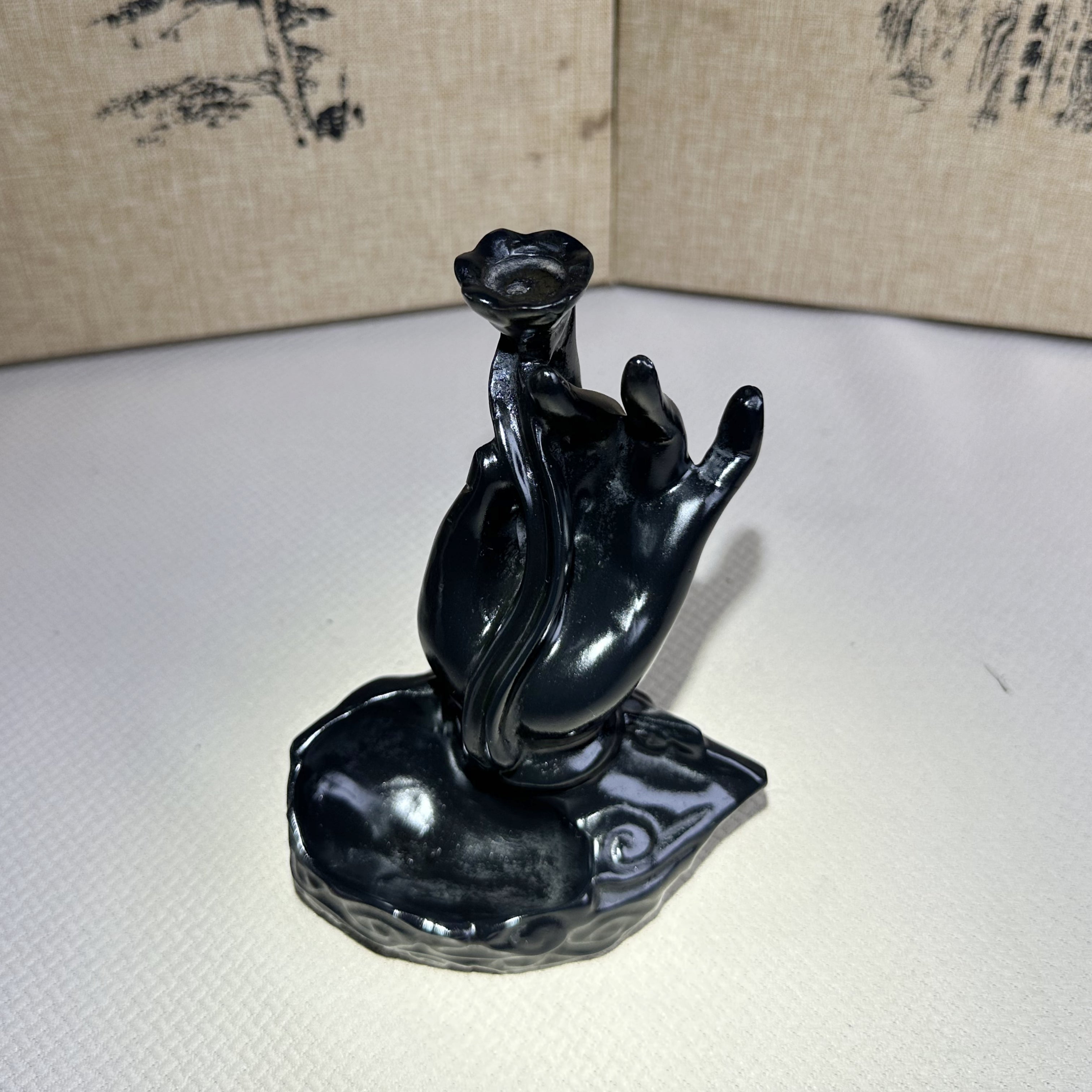 泰山墨玉·佛手倒流香