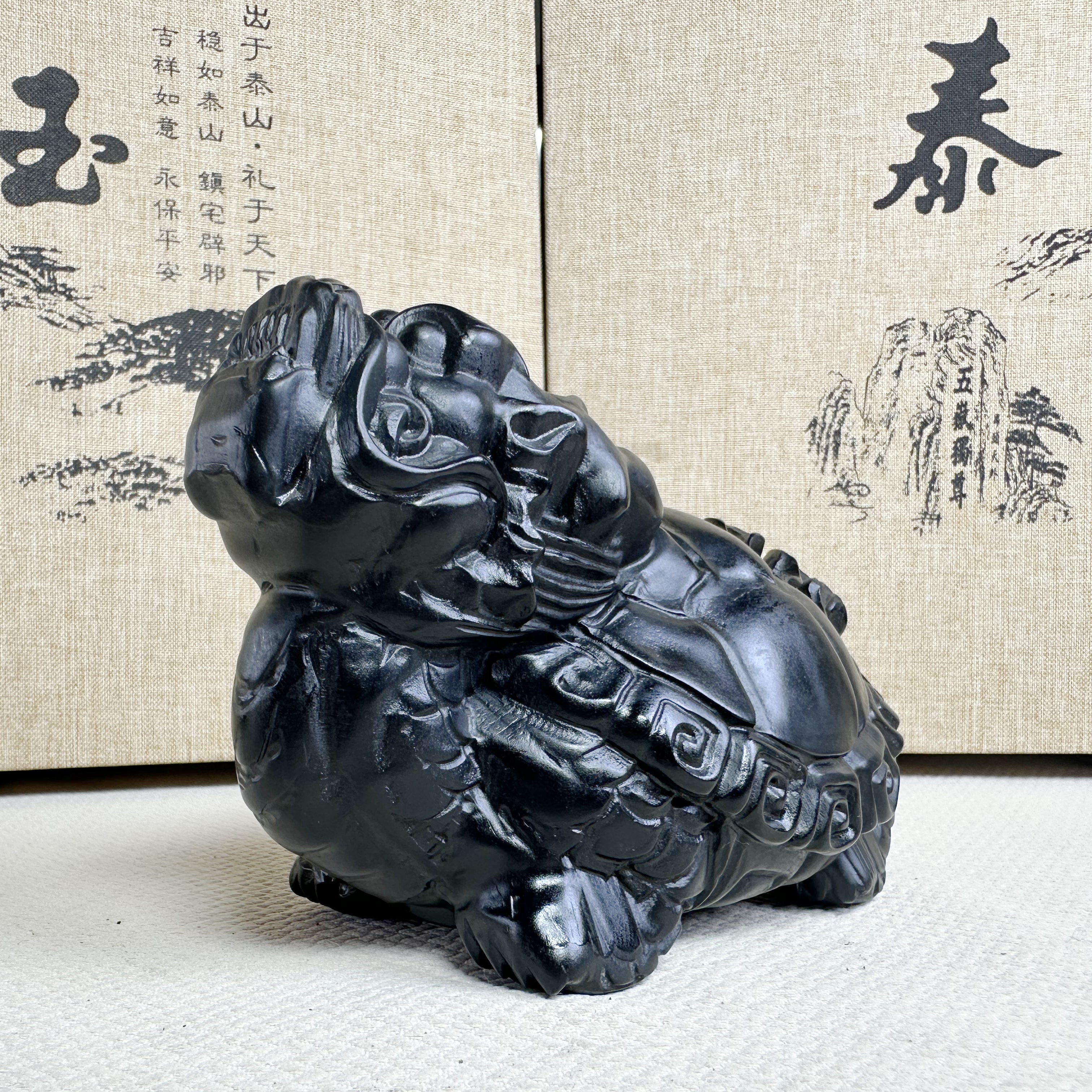 泰山墨玉·龙龟