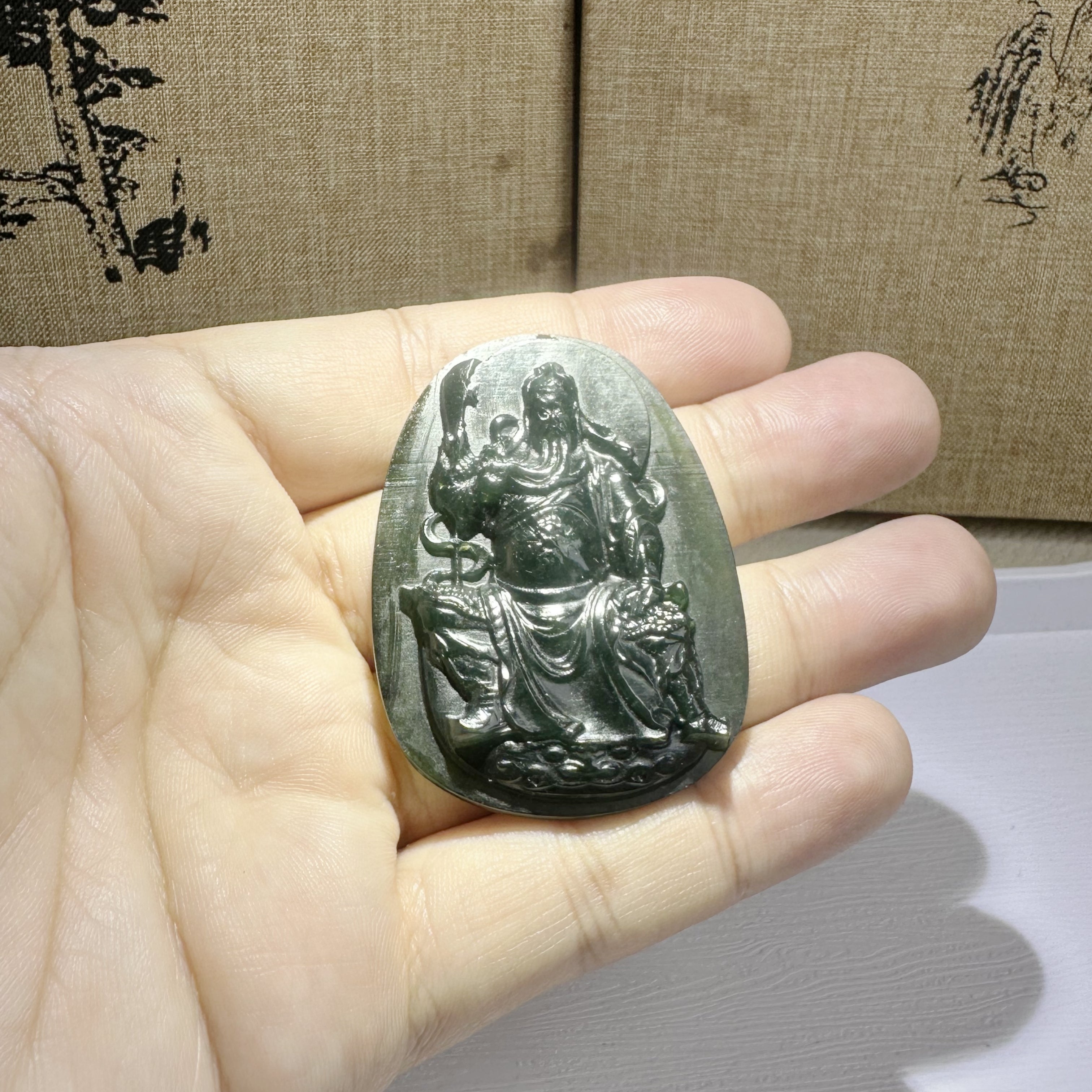 泰山碧玉·关公牌