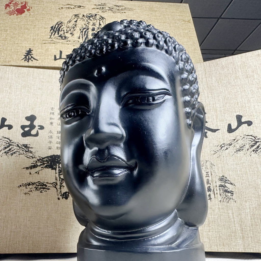 泰山墨玉·佛像