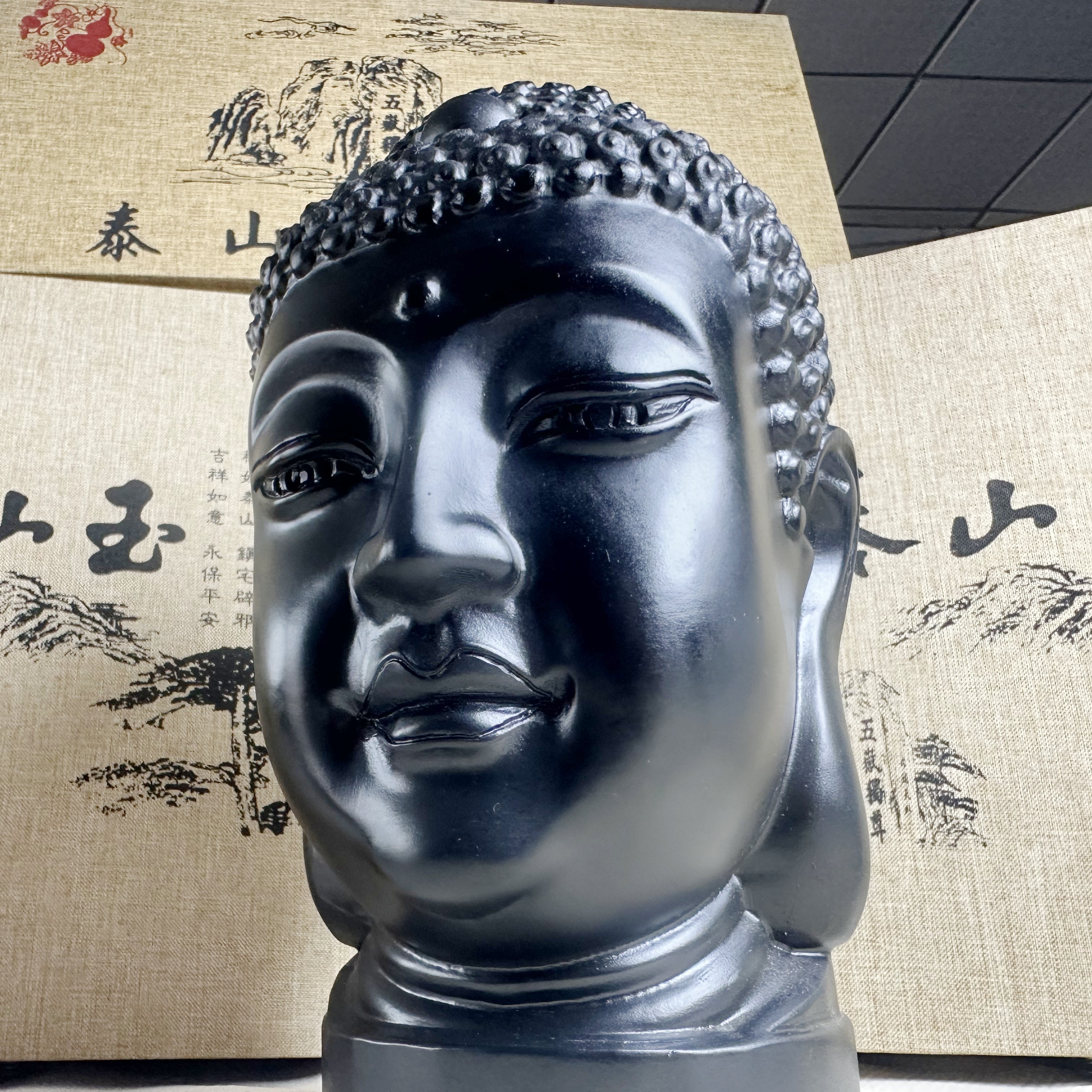 泰山墨玉·佛像