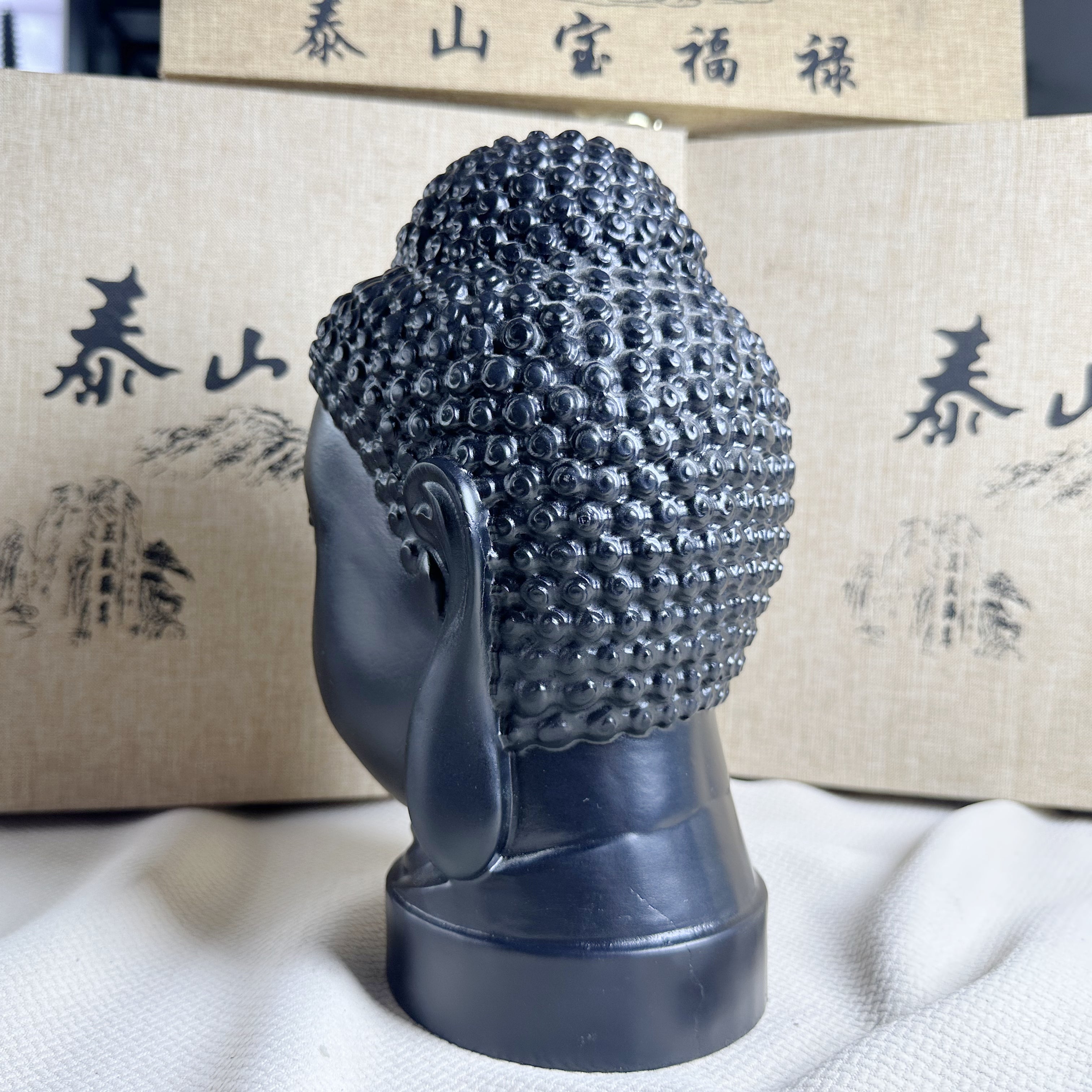 泰山墨玉·佛像